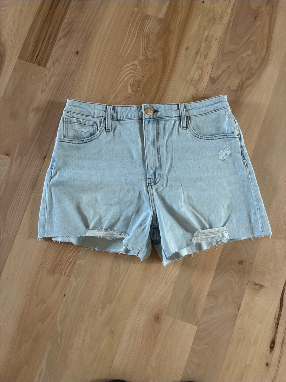 Kut from the Kloth “high rise Taylor short” Pale Blue Distressed Denim Shorts